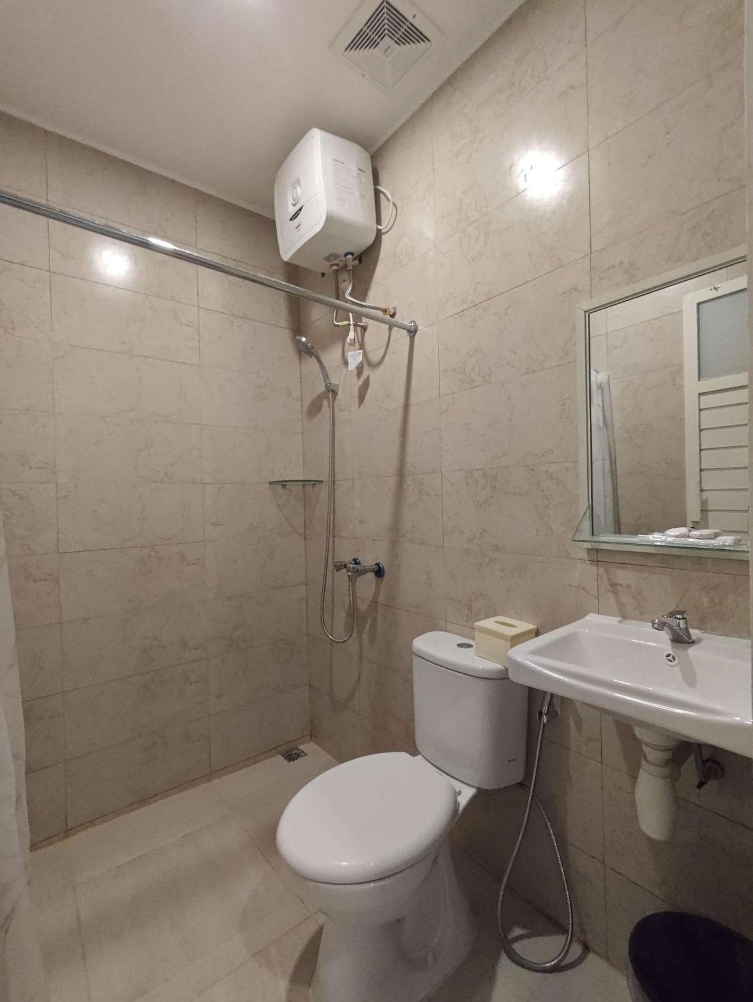El Nipa Hotel Labuan Bajo Dış mekan fotoğraf